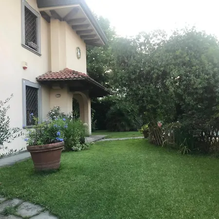 Casa Carlotta Matilde * Massa (Tuscany)